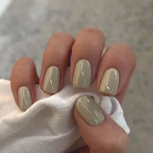 Homepage 4 khaki nails